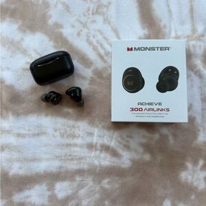 Monster Achieve 300 AirLinks Wireless Earbuds